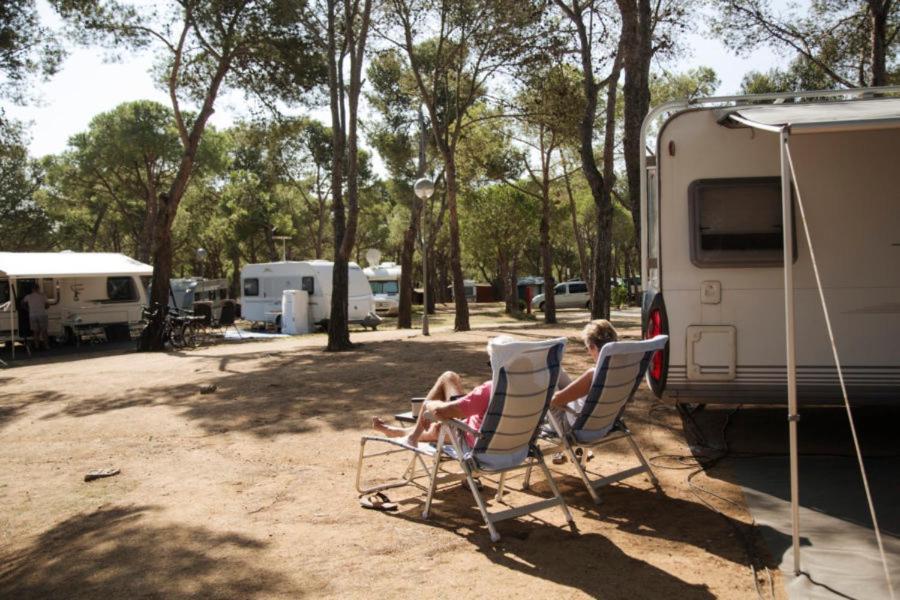 Camping Internacional ปาลามอส ภายนอก รูปภาพ