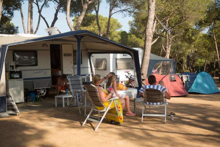 Camping Internacional ปาลามอส ภายนอก รูปภาพ